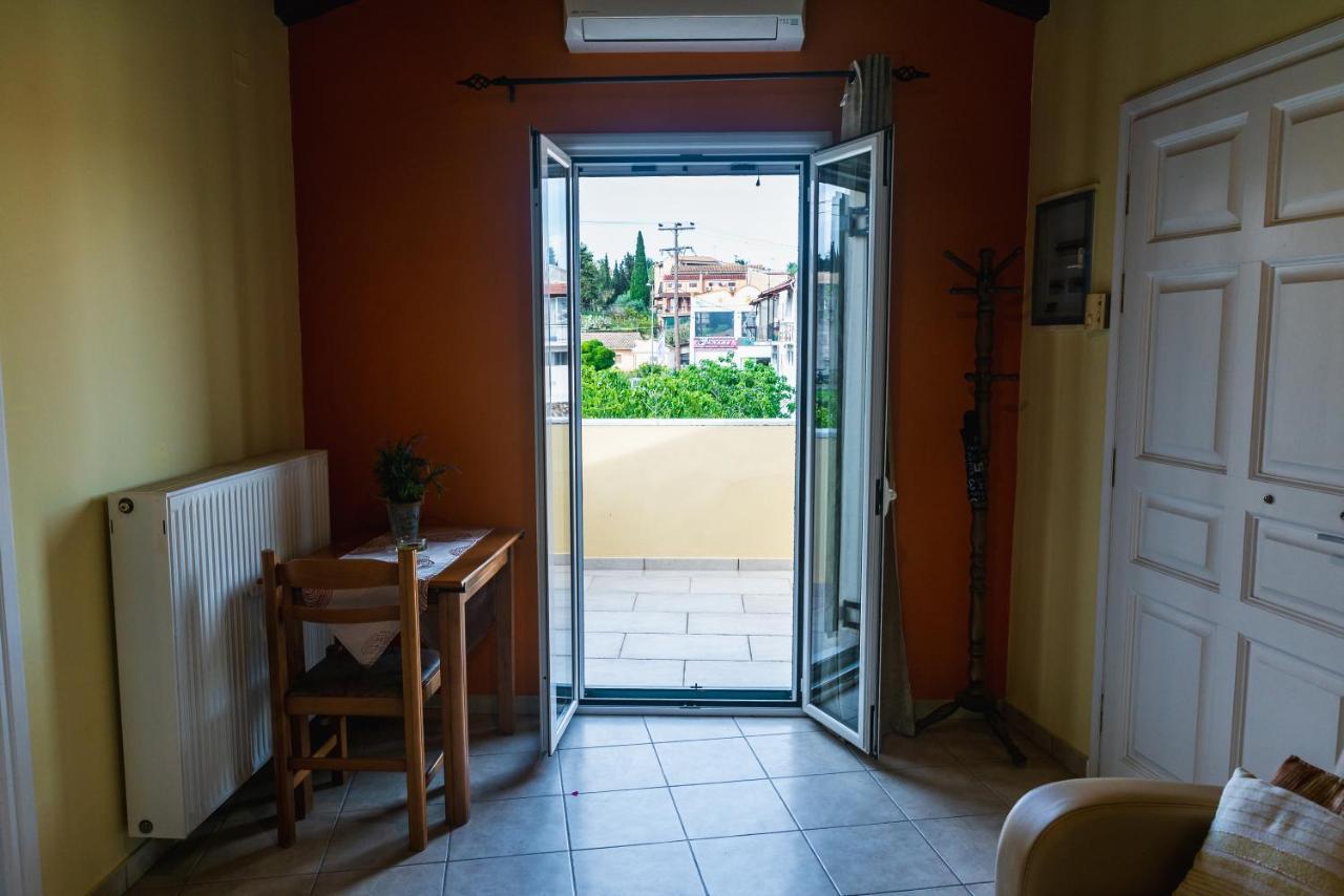 Julia΄S Apartment Alepou Exteriör bild