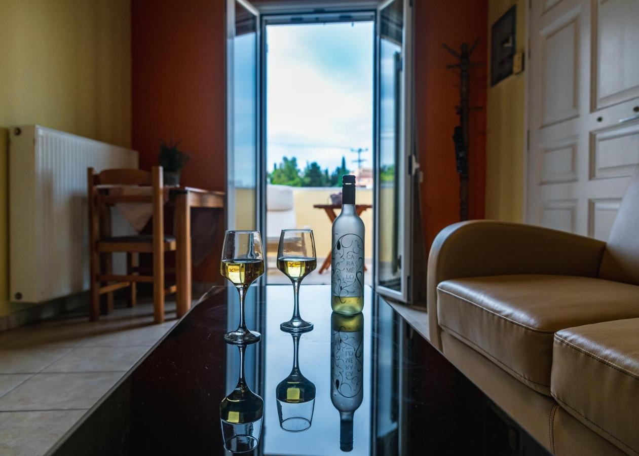 Julia΄S Apartment Alepou Exteriör bild